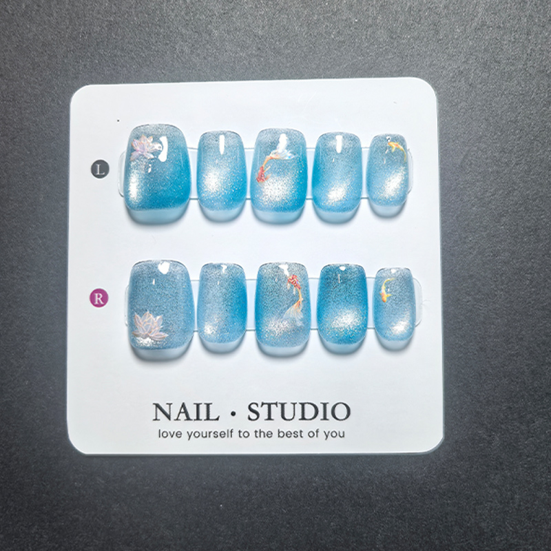Faux ongles œil de chat à pres - Nail Art Fake avis et prix